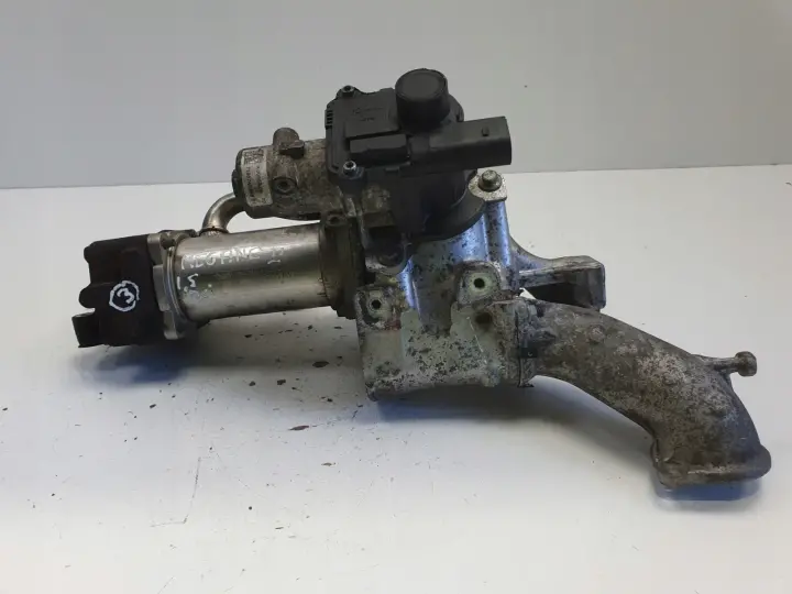 4517923825553cc19a5b6dd3d0f7632d