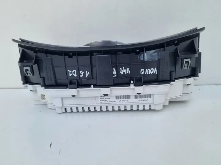 95e51687a3f297f4cd58968c09e8ca82