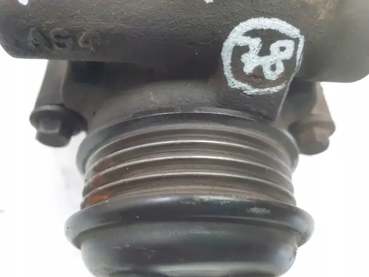 65e05bbf4674ddca5446696ea4656d37
