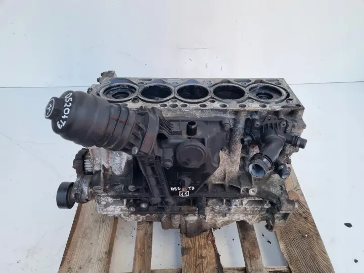 8f83896363daf70381d6653b4d9e3a43