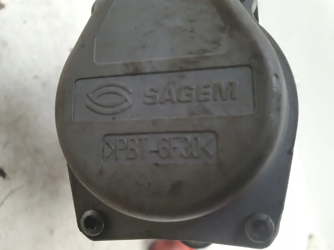 37beb779b8325d8cf54878e378c4402b