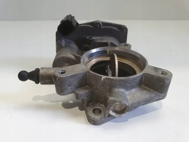 e2e4fde61bc3b30032ba24fca330a6b9