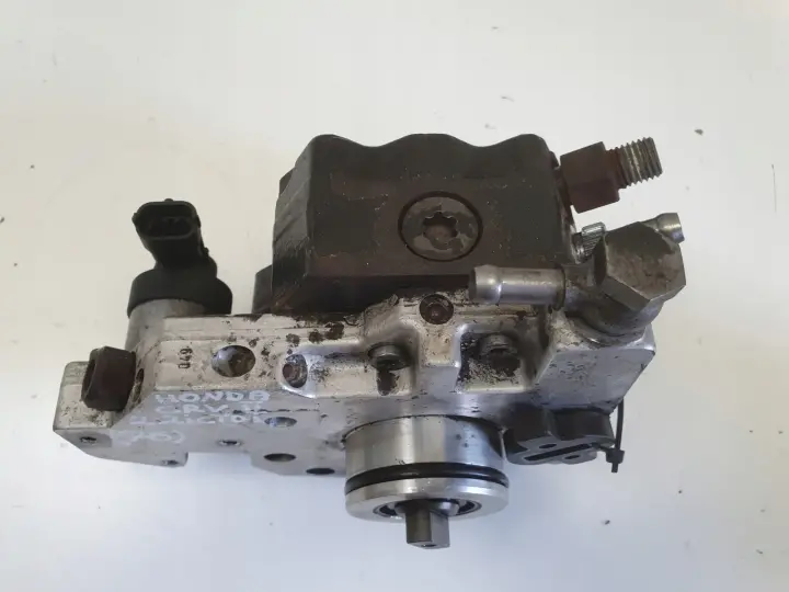 a28a1317d56b1905de3e953da96e52c8