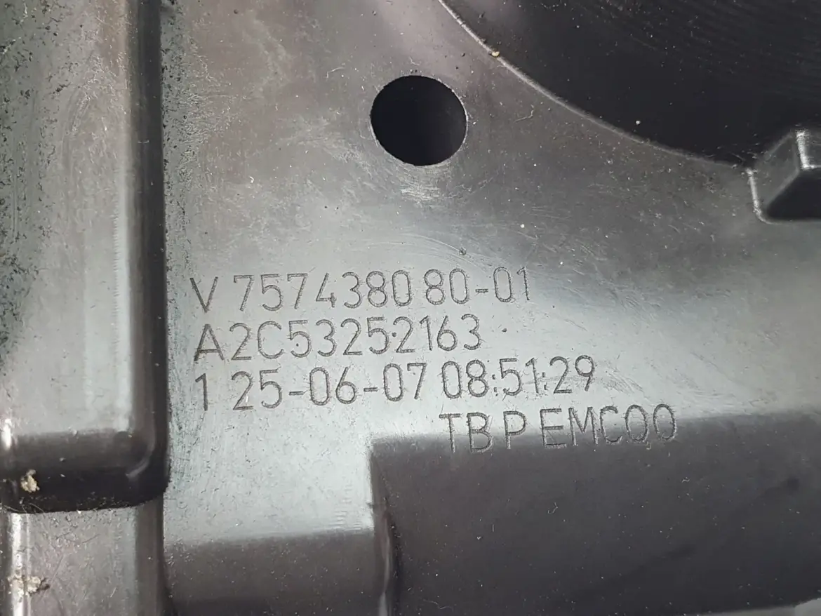 2838d0701e7c7b1d0aeb6baf6eef151f