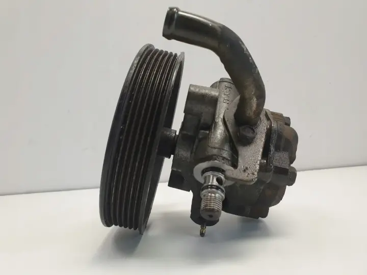 04e33488f1e57a45bbef32f4e7530bac