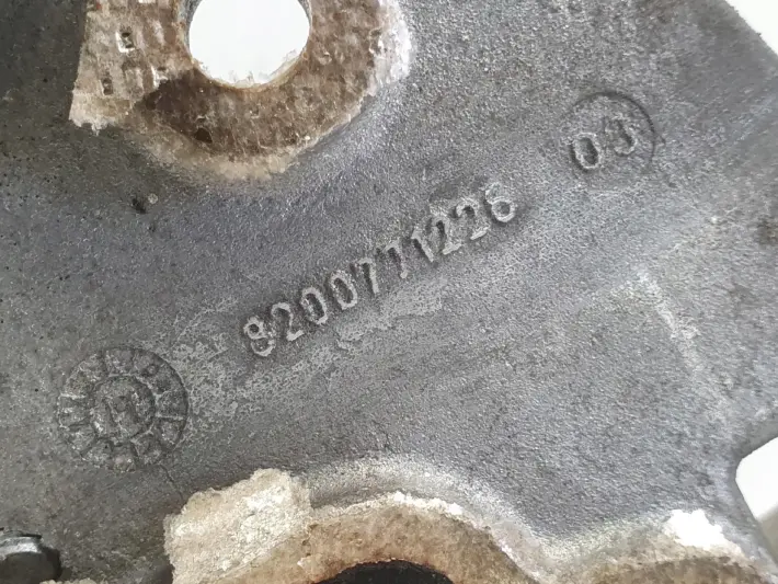 db486489e8f98a3eb9d4c41334a1a575