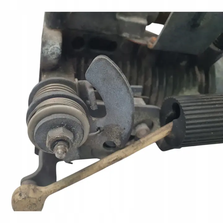 32035439e40f2e8356871844ebb523df