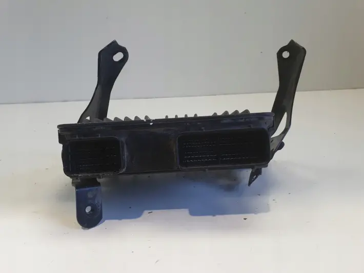 9954e01a3976261f1e662102d6f638ba