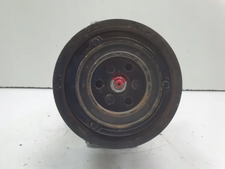 2a7d2550a02305cc21290dd1a1aba472