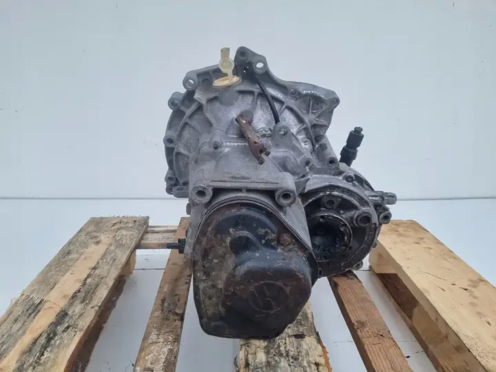 35767e845c4909e9815c79b1183fc0e0