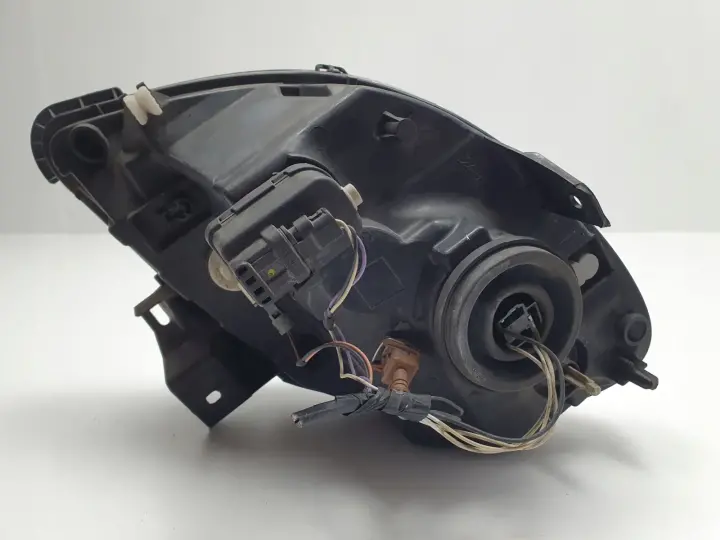 adb50c6828064b23acf3c04c26e7299c
