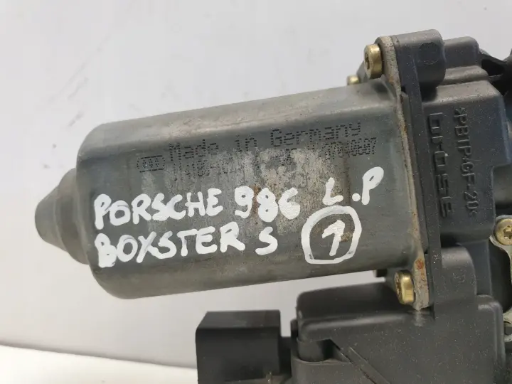 69f9ac14c0002fdb34fca6f4702c4936.jpg