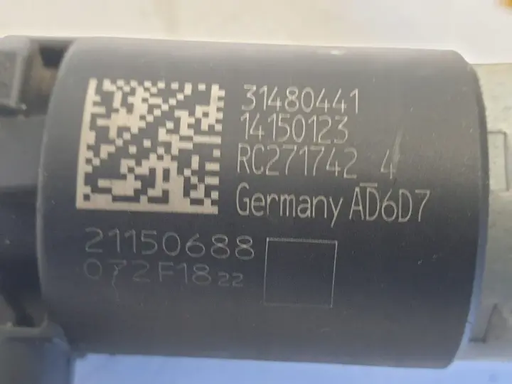 ab6dc80cf9a5c1caecaf952ddff304b4
