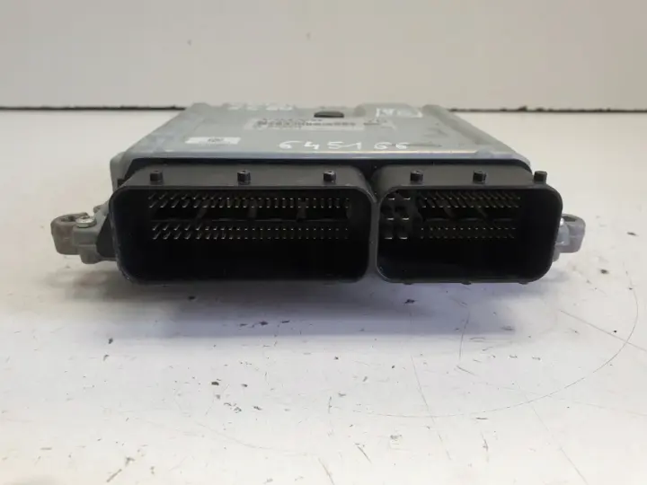 4c8592f66ae2345f98850c70568cf5b5