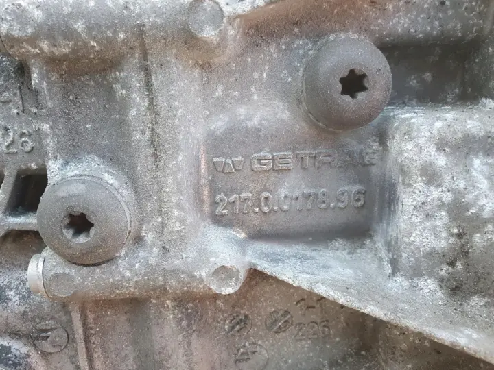 5e360e5c6cfe8edf3b87034c2f15e1c9.jpg