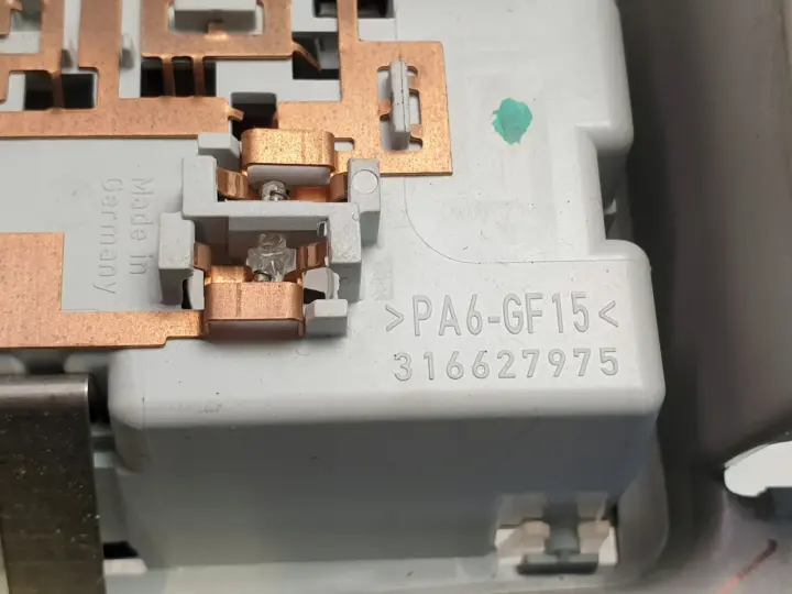 731716f365355cf31ba0549e336f71fb