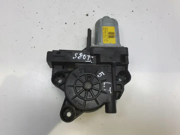 eaa98dc7ac7fde51f8bb8ae0298022e5.jpg