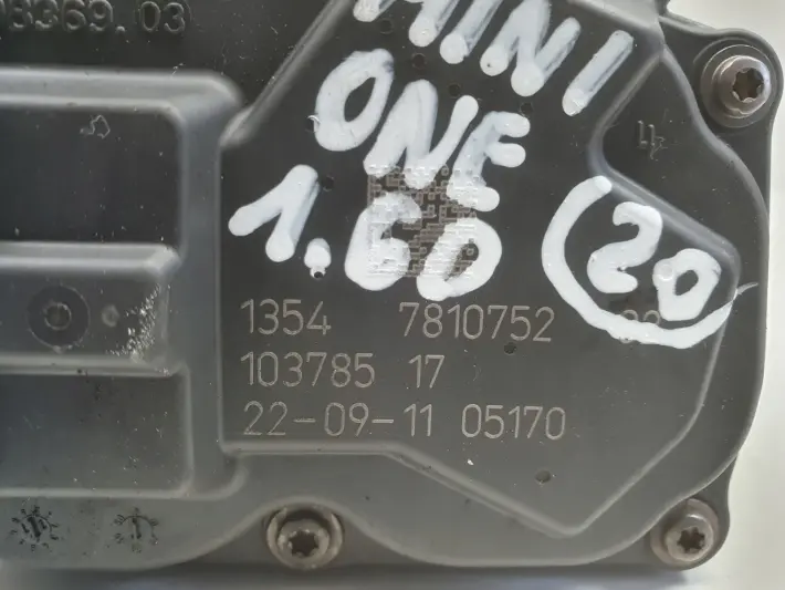 e09a9e8f340f58421bdb8bdfc29ea9d8