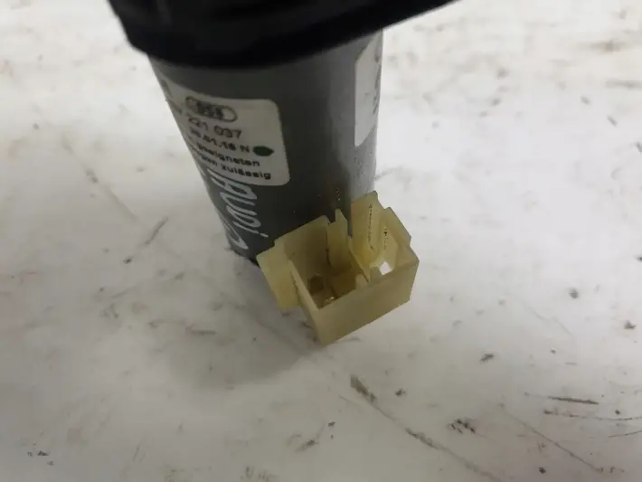 e889dac27c6072205853f501ae59f4fa