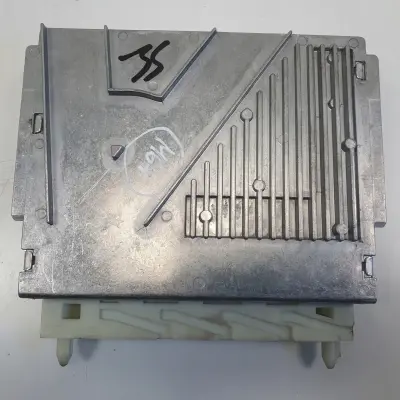 7b5cf1729dbee487042e0ec4a3817e21