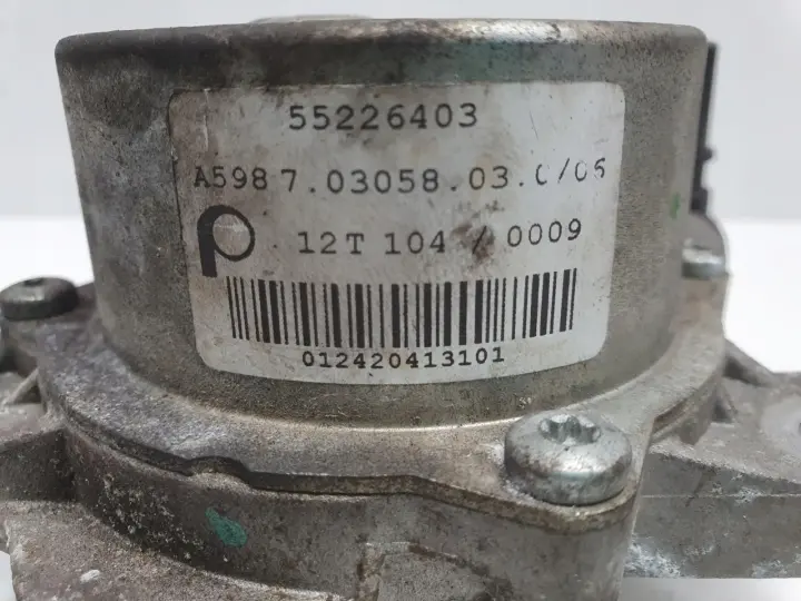 e521e06eebbfb079796c9c37b533a0ae