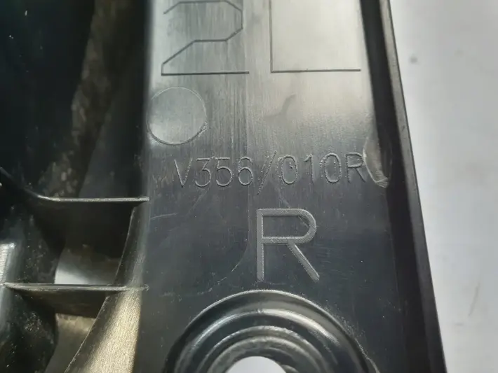 60f4f908290c7591ee440ff7945ee295