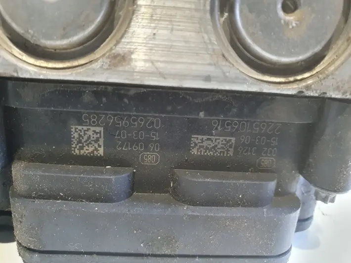6522c01142df32d75c90b352f4f61b7f