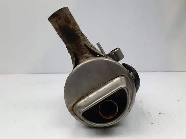 f072de12ad8fb260e8ce01967fa30ac4