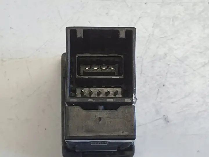 e27eaa83b6ce59e1fcbd175c5436f409
