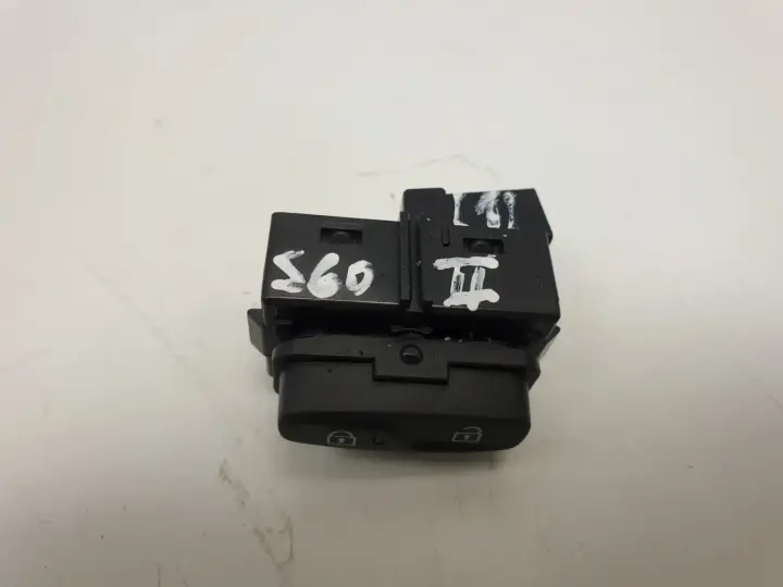 af6d8cb76c2801ffa87046eb9c157ce8