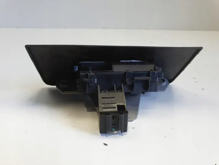 100c3d9b6e468ec414c5e4e93f67de37