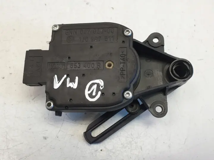 4c9182957093753d1b2e27e881917ace.jpg