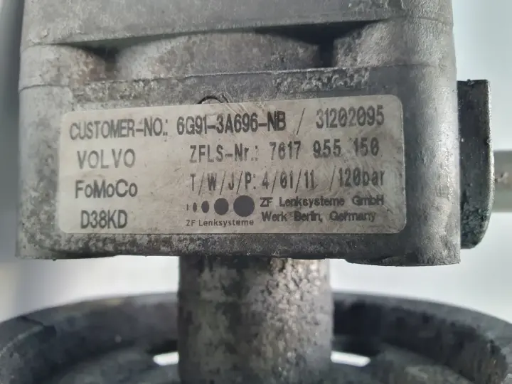 3700c6092b3a6ef3a713c473df9bb305