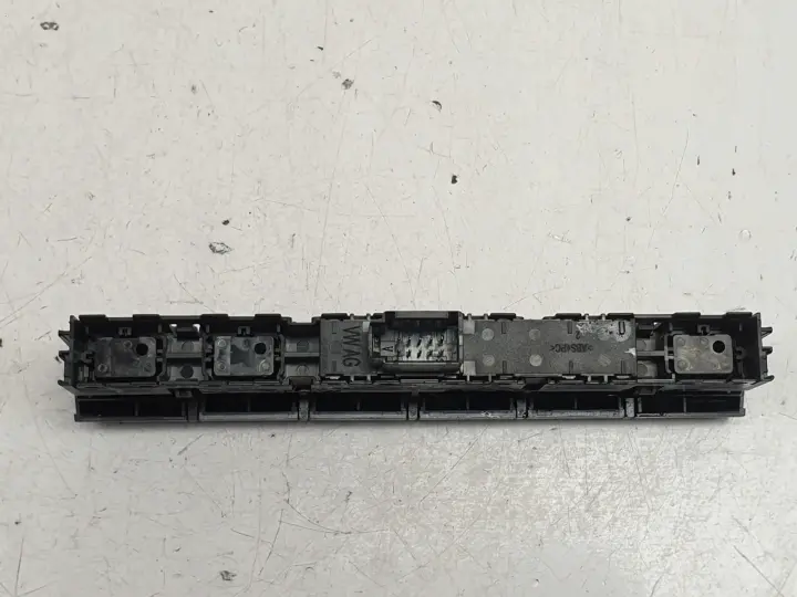 e21b9b75969ec9e65b78f3a15b557449