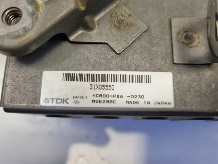 182b30d19923d195e8259fd736f1836f