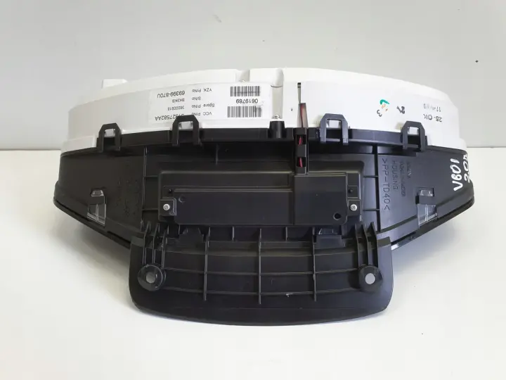 384aef2bf25408aefad3d5ec1f354323