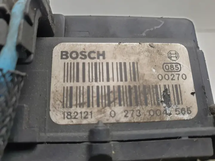 cec4b3a3ef5e9c6ba4a270b86d707cd3.jpg