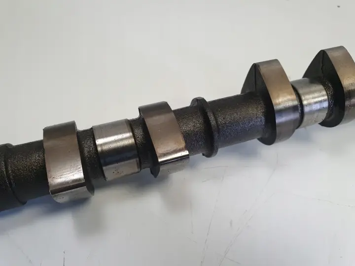 ecdece9d8bbc6c4d769cd72c9025b9b4