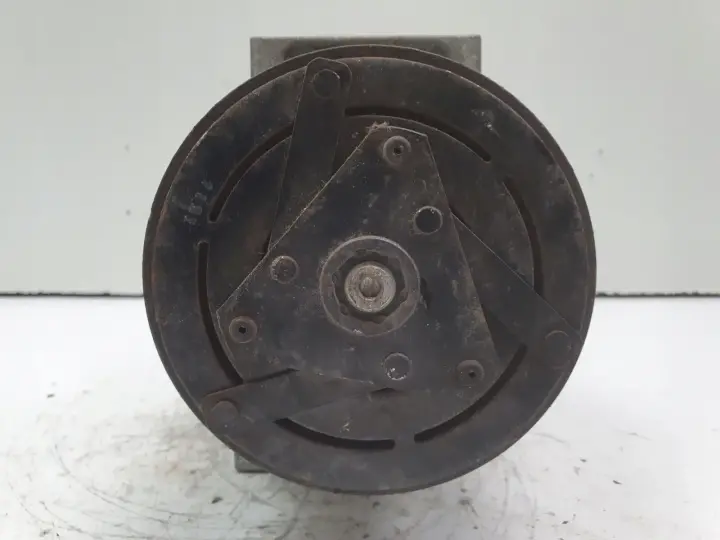 ef7df82e5d5b9aece7838e340ec04d0a