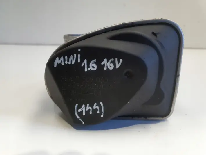 f60d303cb3a5a0f709eef980e8acf955