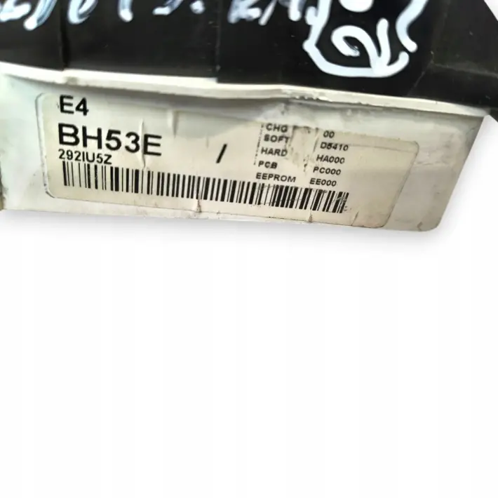 61fcd38740e24b2b11496e91ffcd6a35
