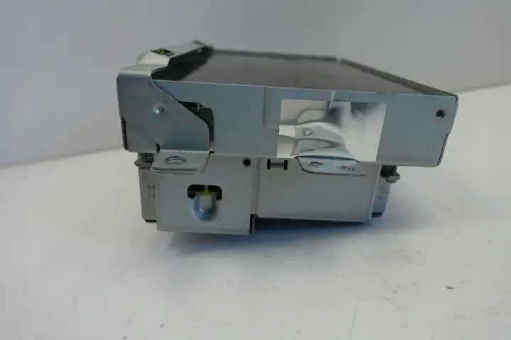 4b2bf327719f6de68c1beb3c04a46060
