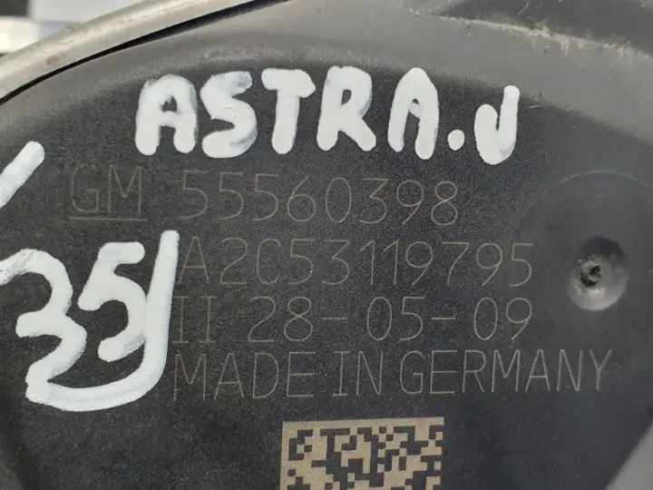 b80840cea4e80ed2cae5649319abc3bc