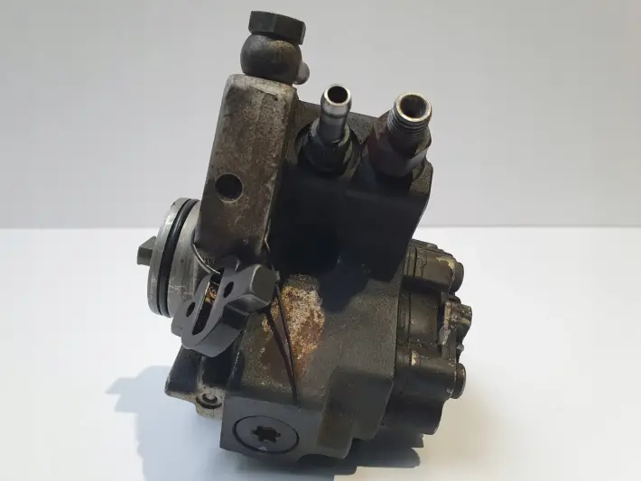 fd52ff6e8875c3d2e37300f34e1c35ee