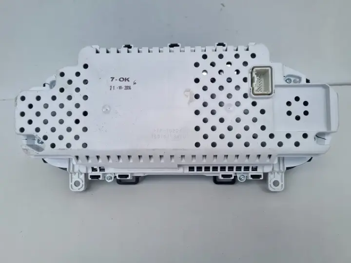 bbe435cc2925cc3d3dfc235ba5df1564.jpg