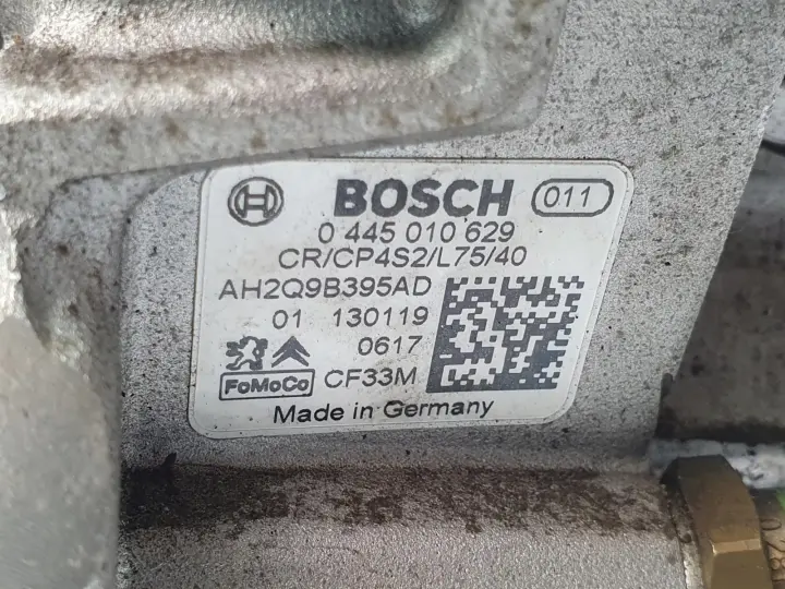 2c4fa23ce9cfe6427651a3295e00405f