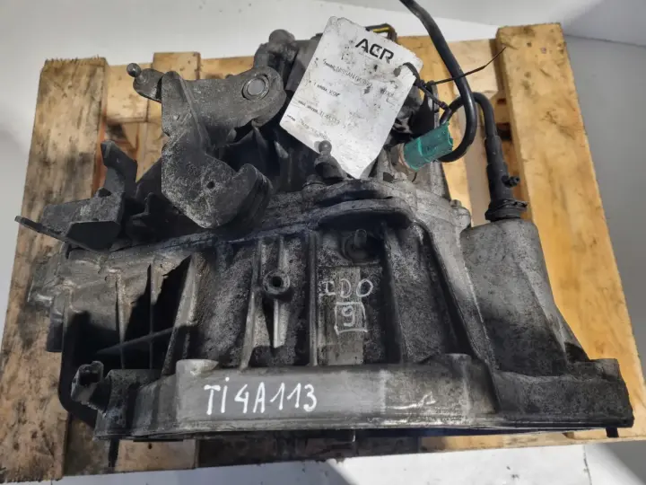 59382b24b3810e3f8e3841d9de194e3e