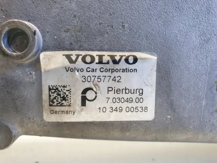 657b8e45b18913db794d99c1d3959833