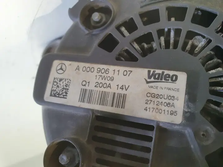6ec320c6b3a7d93f46f0b0565c522f19