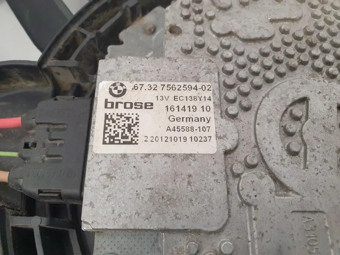 99952bf793074a9583b8e31593310457